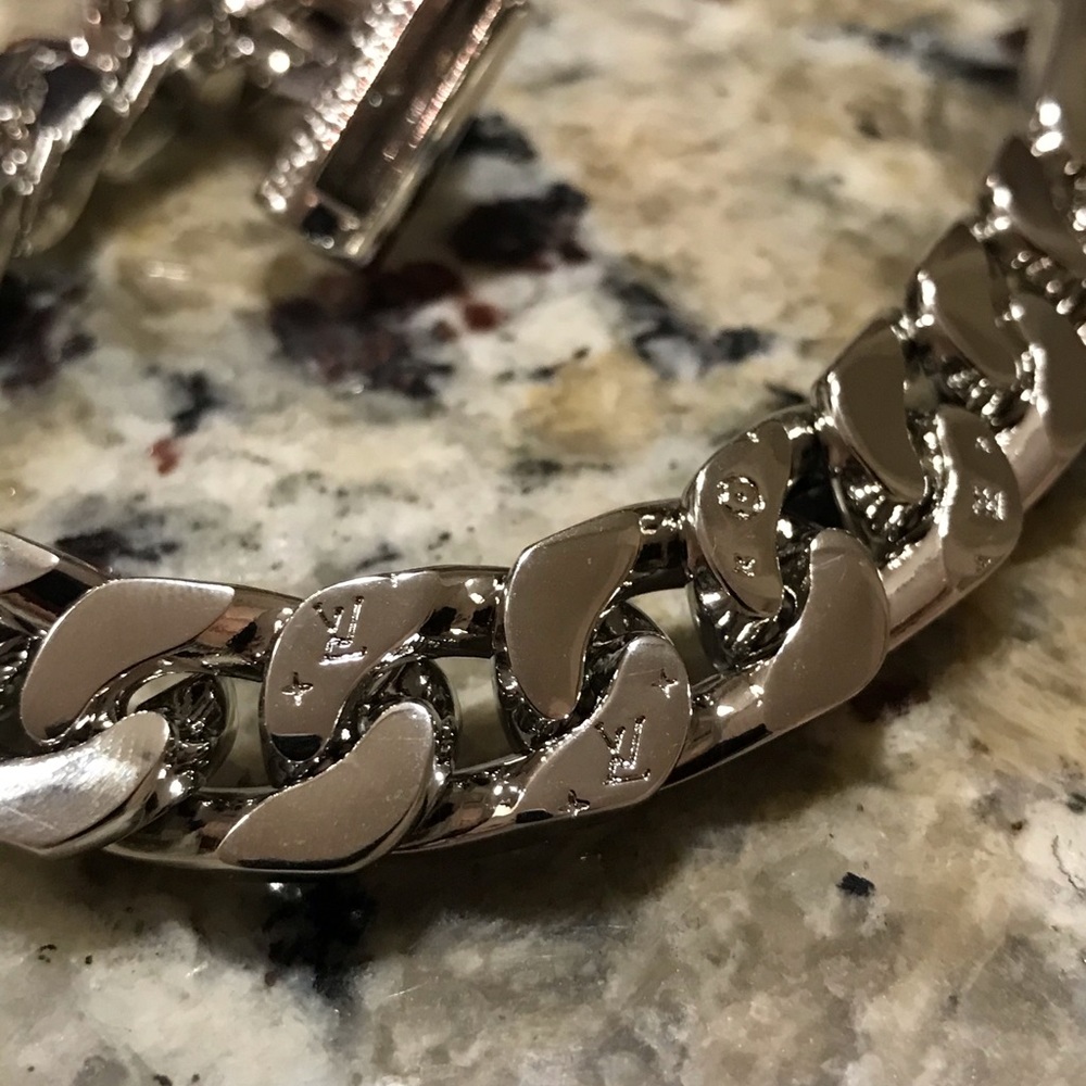 Lv logo bracelet - Picture 3 of 4